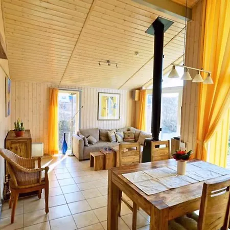 Exklusives Skandinavisches Дом отдыха Рехлин